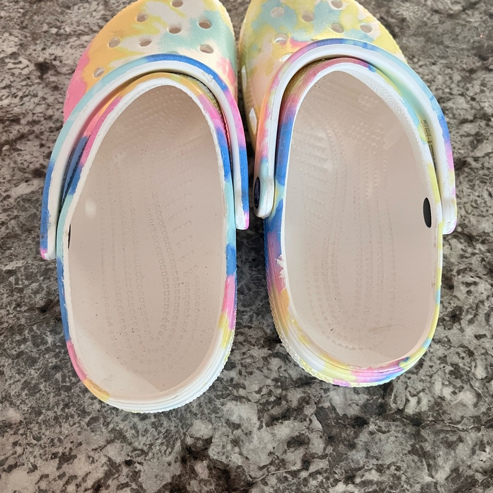 Tye Dye Crocs - Picture 4 of 7